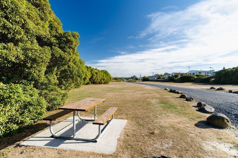 Photo of property in 1018 Brighton Road, Brighton, Dunedin, 9035