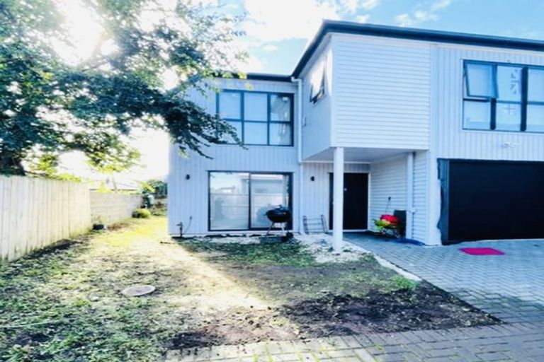 Photo of property in 21d Awatere Street, Clover Park, Auckland, 2023