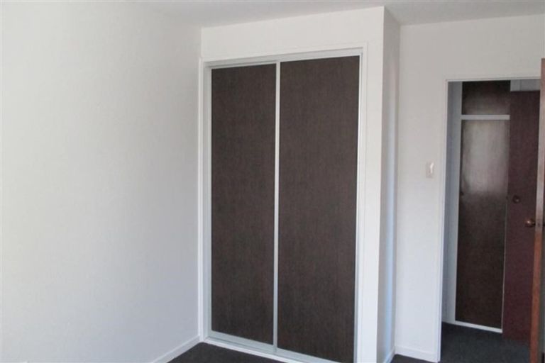 Photo of property in 1/90 Queenspark Drive, Parklands, Christchurch, 8083