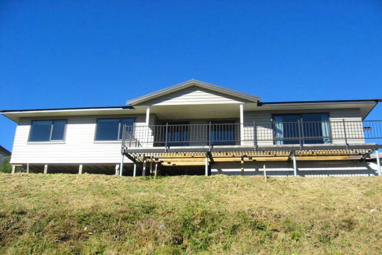 Photo of property in 5 Stirling Drive, Greymouth, 7805