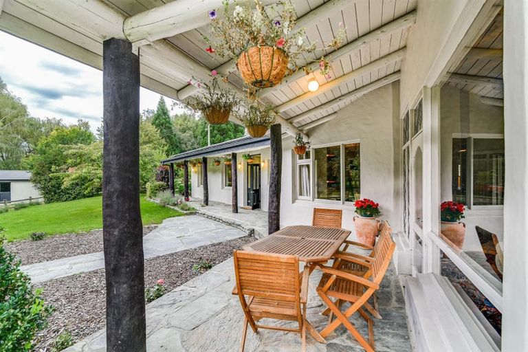 Photo of property in 752 Malaghans Road, Speargrass Flat, Queenstown, 9371