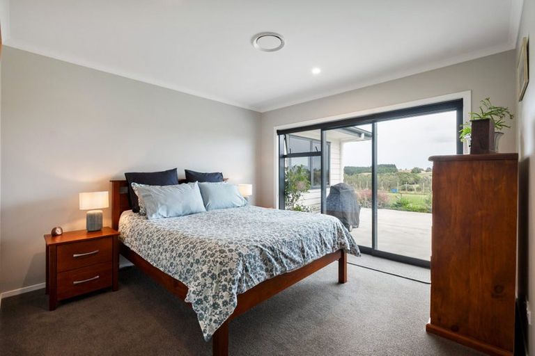 Photo of property in 29 Fry Road, Halcombe, Feilding, 4777