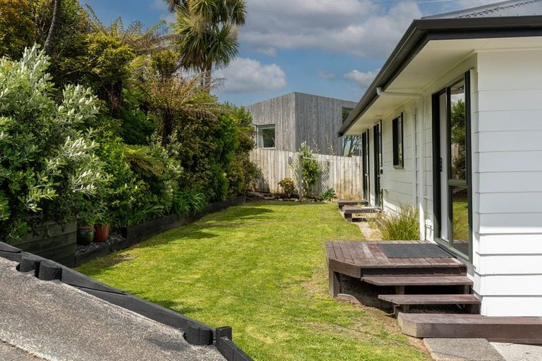 Photo of property in 8b Government Road, Raglan, 3225