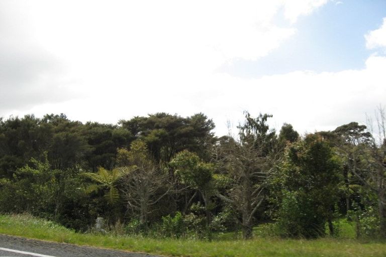 Photo of property in 137 Kauri Road, Whenuapai, Auckland, 0618