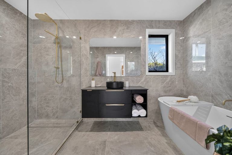 Photo of property in 4 Blossomdale Place, Bishopdale, Christchurch, 8053