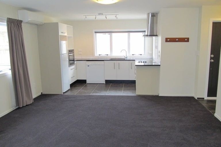 Photo of property in 4 Melville Street, Tawa, Wellington, 5028