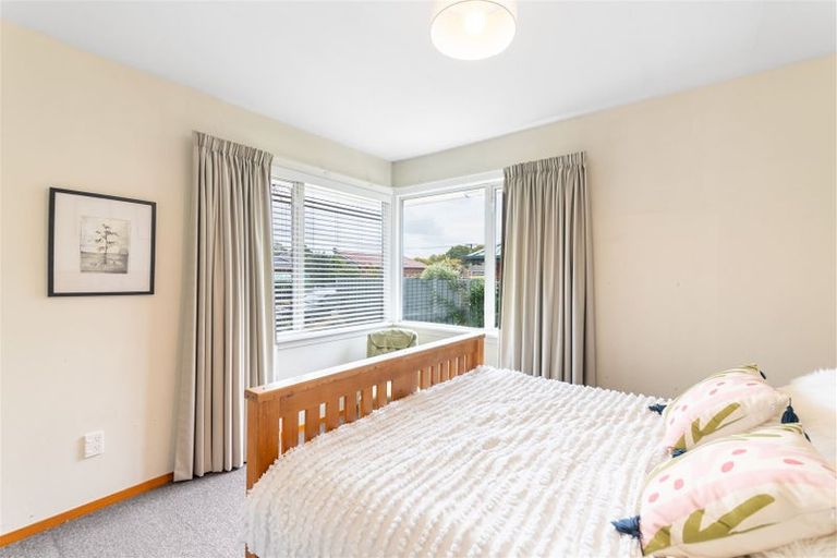 Photo of property in 50 Fovant Street, Russley, Christchurch, 8042