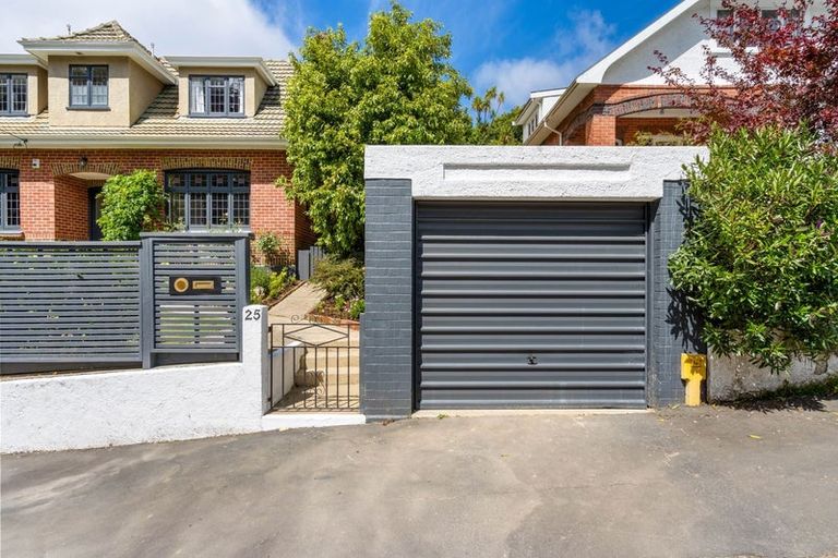 Photo of property in 25 Lonsdale Street, Belleknowes, Dunedin, 9011