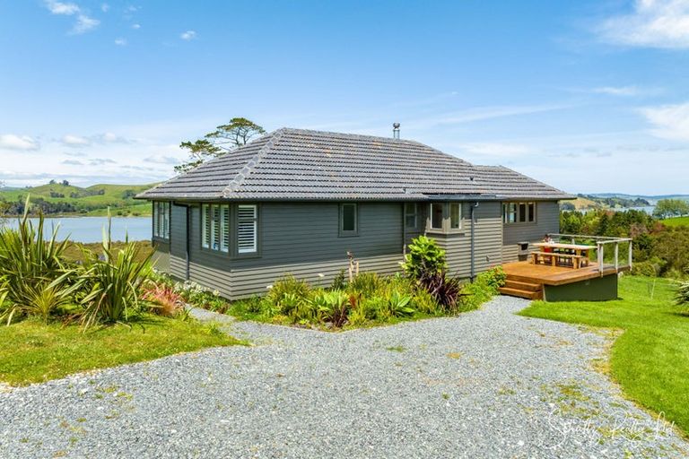 Photo of property in 213a Pahi Road, Pahi, Paparoa, 0571