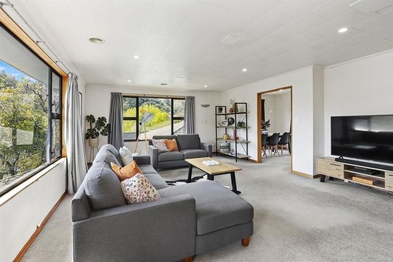 Photo of property in 8 Charthouse Lane, Whitby, Porirua, 5024