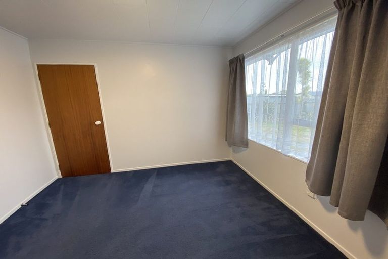 Photo of property in 17 Kirkcaldy Crescent, Flaxmere, Hastings, 4120