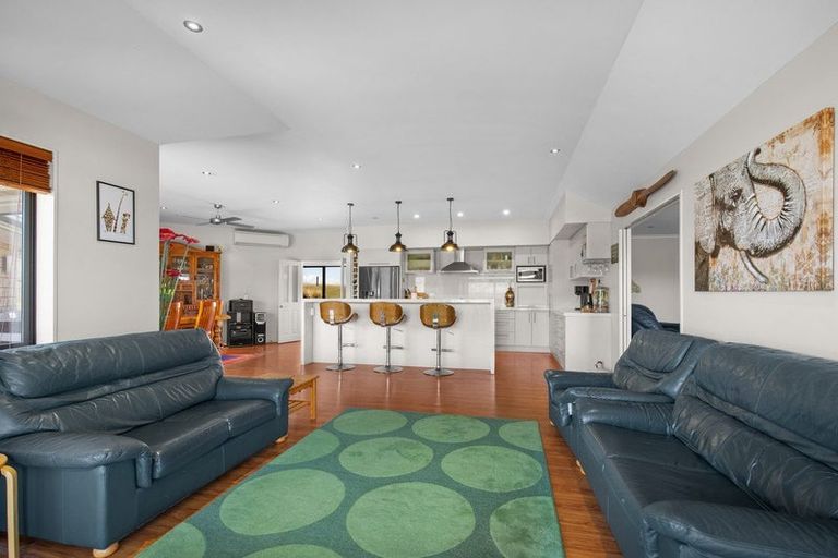 Photo of property in 317 Golden Road, Springvale, Alexandra, 9393
