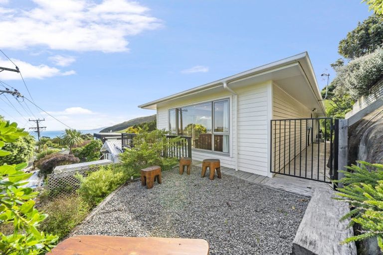 Photo of property in 86 Muri Road, Pukerua Bay, 5026