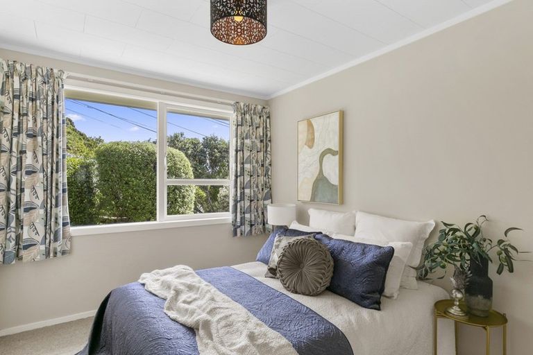 Photo of property in 18 Voltaire Street, Karori, Wellington, 6012