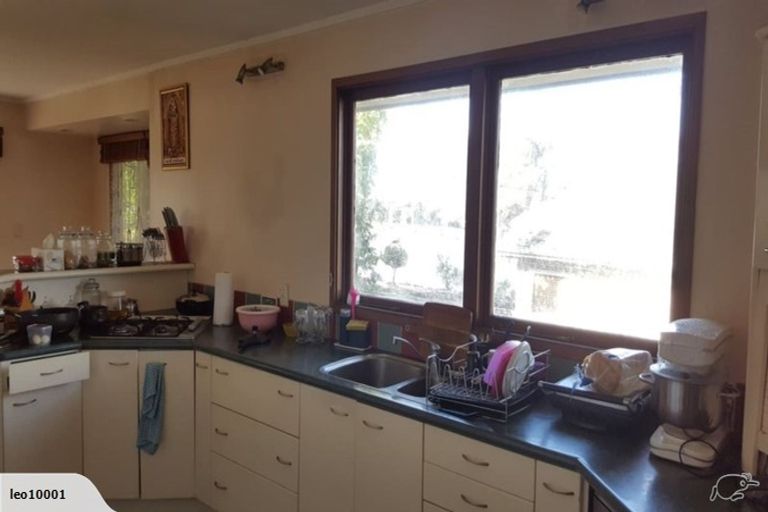 Photo of property in 212 Forrest Hill Road, Forrest Hill, Auckland, 0620