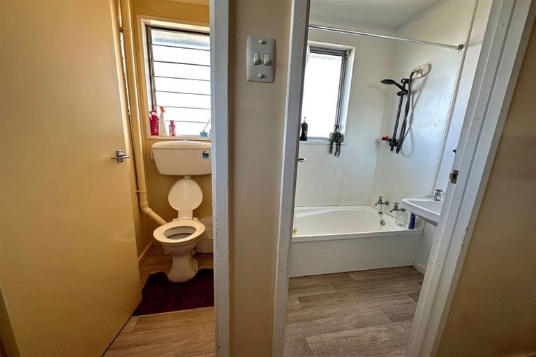 Photo of property in 12a Pakefield Street, Balclutha, 9230