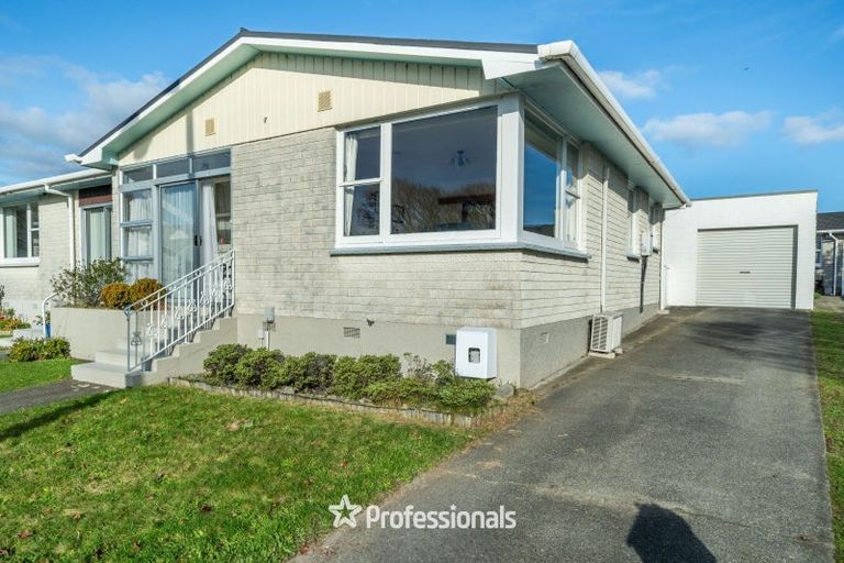 Photo of property in 19a Percy Cameron Street, Avalon, Lower Hutt, 5011