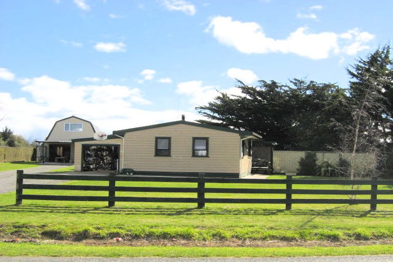 Photo of property in 35 Charlotte Street, Takapau, 4203