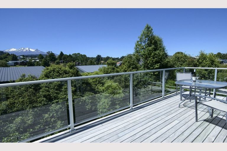 Photo of property in 2 Kowhai Way, Ohakune, 4625
