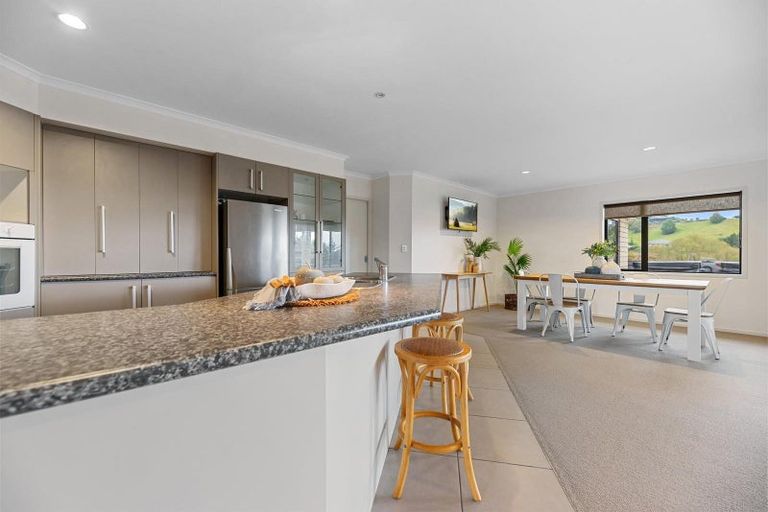 Photo of property in 48 Rosella Drive, Welcome Bay, Tauranga, 3112