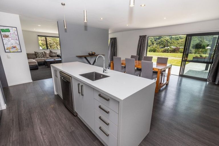 Photo of property in 303b Marsden Road, Kaiata, Greymouth, 7805