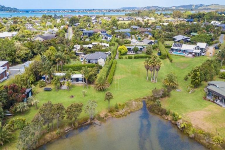 Photo of property in 93a Point Wells Road, Point Wells, 0986