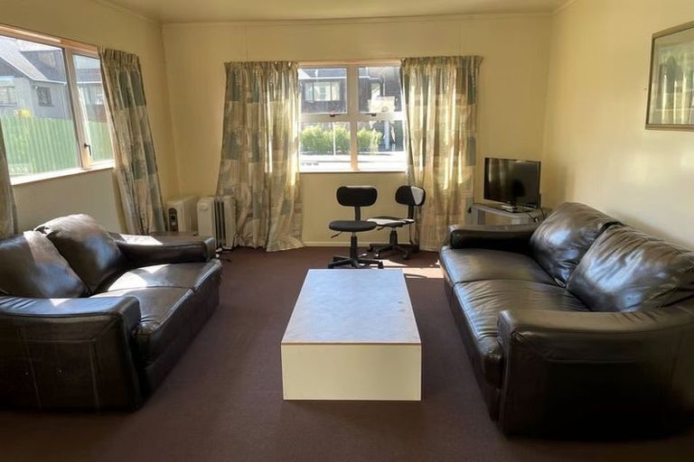 Photo of property in 937 Cumberland Street, North Dunedin, Dunedin, 9016