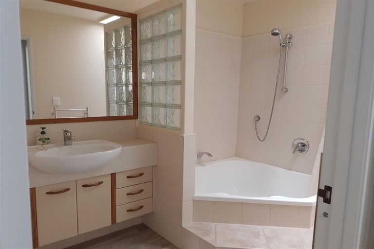 Photo of property in 30 Ngahere Drive, Horahora, Whangarei, 0110