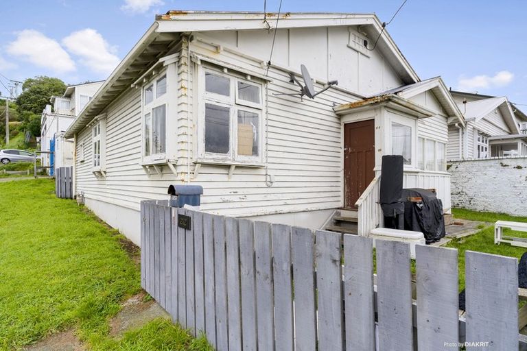 Photo of property in 212 Rongotai Road, Rongotai, Wellington, 6022