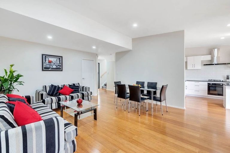 Photo of property in 50a Danbury Drive, Torbay, Auckland, 0630