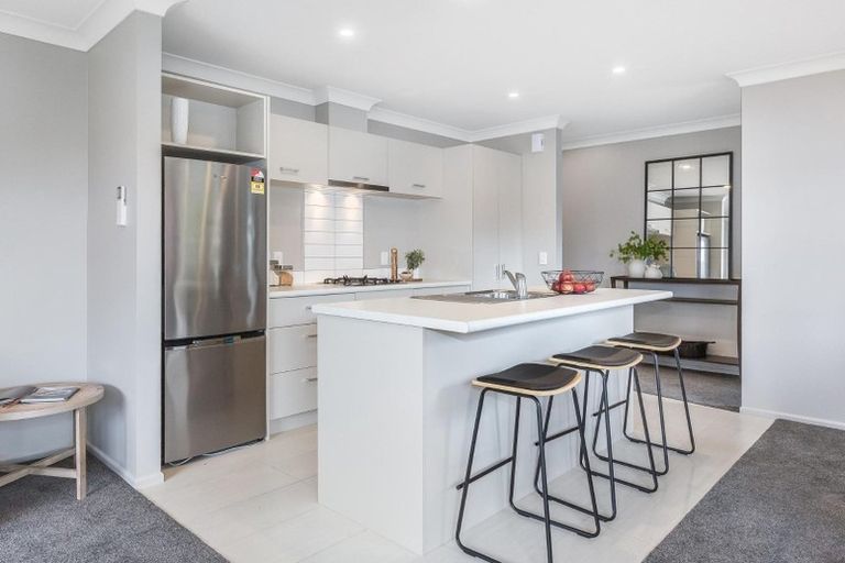 Photo of property in 27 Moonsail Drive, Whitby, Porirua, 5024