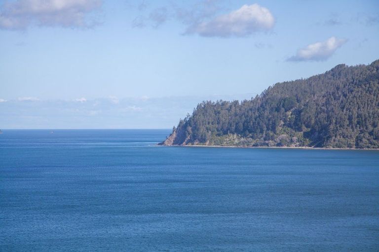 Photo of property in 237 Paku Drive, Tairua, 3508