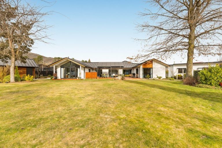 Photo of property in 60 Neplusultra Street, Cromwell, 9310