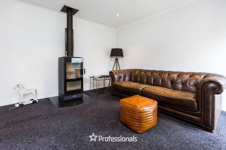 Photo of property in 48 Black Beech Street, Birchville, Upper Hutt, 5018