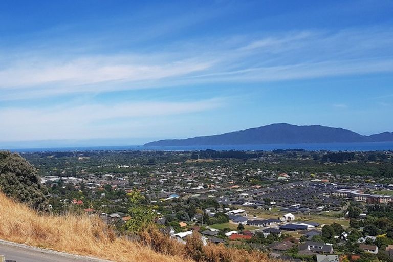 Photo of property in 39 Wilson Way, Waikanae, 5036