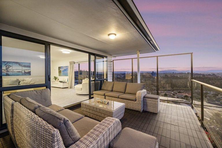 Photo of property in 25 Aurora Avenue, Welcome Bay, Tauranga, 3112