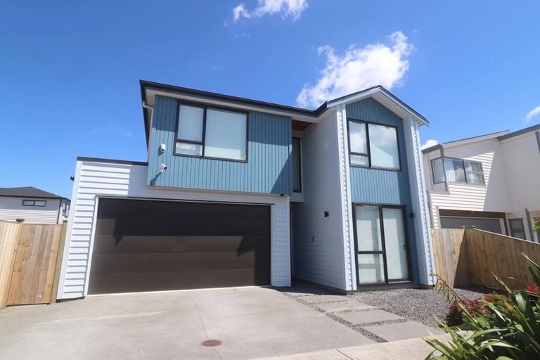 Photo of property in 10 Silvereye Road, Hobsonville, Auckland, 0616