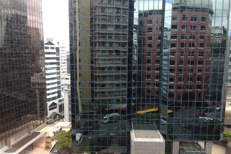 Photo of property in Terrace Tower Apartments, 7b/126 The Terrace, Wellington Central, Wellington, 6011