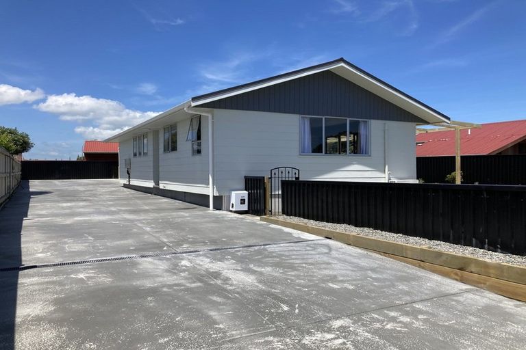 Photo of property in 61 Hume Street, Waitara, 4320