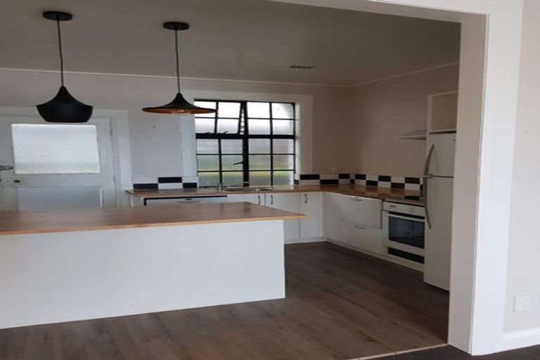 Photo of property in 1/1 Brooklyn Road, Mount Cook, Wellington, 6011