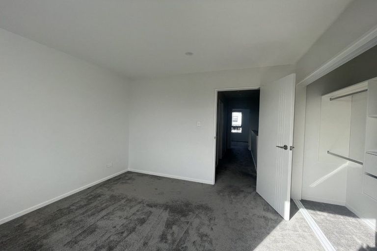 Photo of property in 5/30b Westgate Drive, Massey, Auckland, 0614