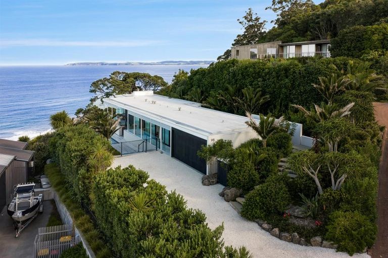 Photo of property in 94-98 Lax Crescent, Leigh, 0985