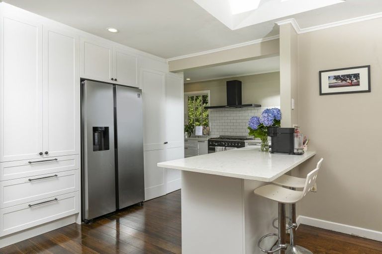 Photo of property in 9 The Close, Greenhithe, Auckland, 0632