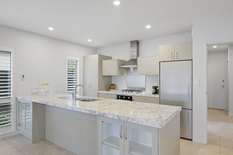 Photo of property in 132 Lake Terrace Road, Burwood, Christchurch, 8061