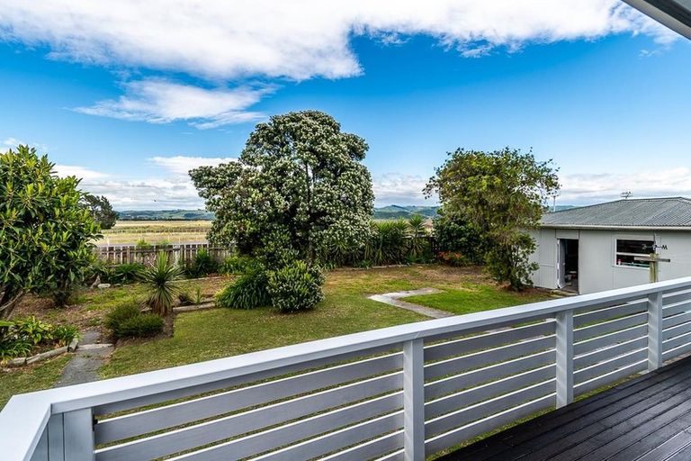 Photo of property in 97 The Esplanade, Westshore, Napier, 4110