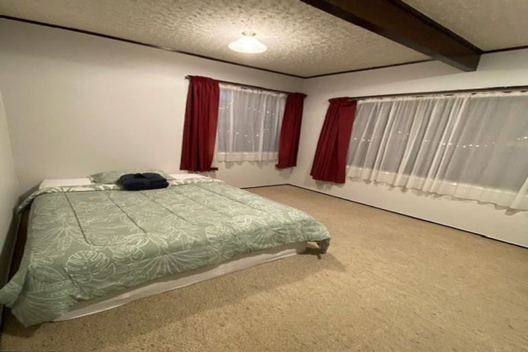 Photo of property in 15 Tangelo Place, Bucklands Beach, Auckland, 2012