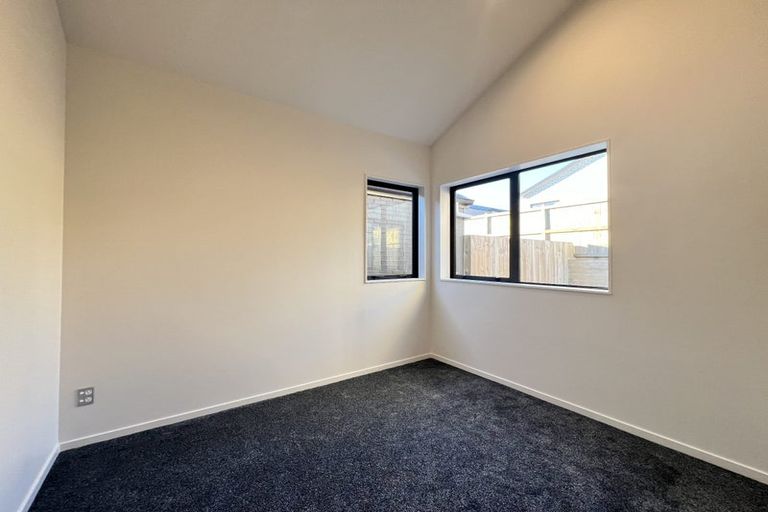 Photo of property in 42 Biokovo Street, Massey, Auckland, 0614
