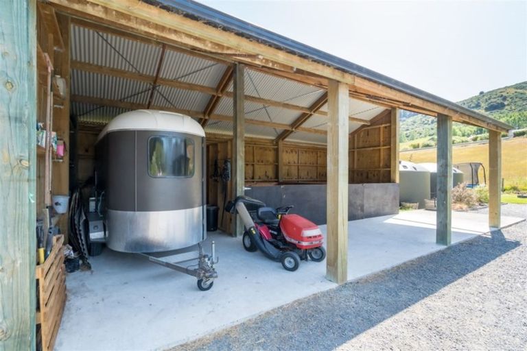 Photo of property in 38 Tara Hills Drive, North Taieri, Mosgiel, 9092