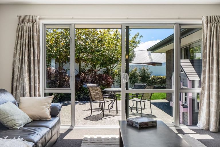 Photo of property in 6 Galatos Street, Rangiora, 7400