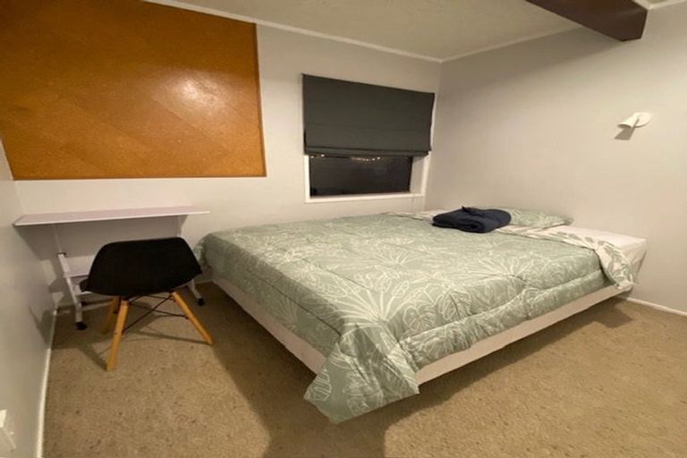 Photo of property in 15 Tangelo Place, Bucklands Beach, Auckland, 2012